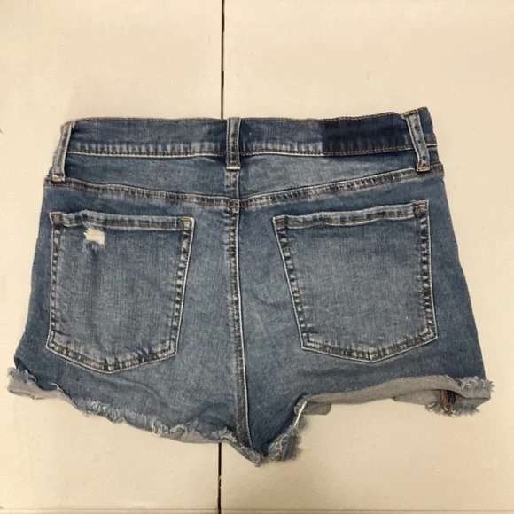 Aeropostale Aero Cheeky Short Women’s Sz. 10 - Picture 2 of 3